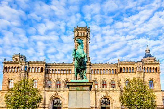 leibniz-university-hamburg.jpg